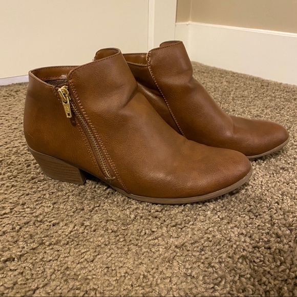 chestnut brown booties